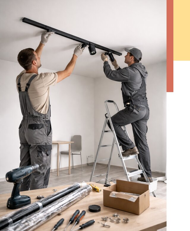 Установка трековых светильников в натяжной потолок в Ярославле от 4313 руб. | ОТДЕЛОЧНИК-Рсл